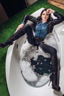 Download the perfect jeans pictures. Newest Wetlook Photos & Video Girls Swiming Fully Clothed ...