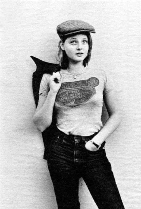 Various formats from 240p to 720p hd (or even 1080p). vintagesalt: Jodie Foster, 1980 | Jodie foster, The ...