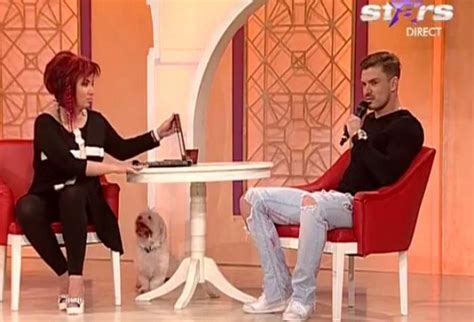 Benone sinulescu este un interpret român de muzică populară din comuna siriu, județul buzău. VIDEO Bogdan Vlădău face victime în rândul femeilor! Vezi ...