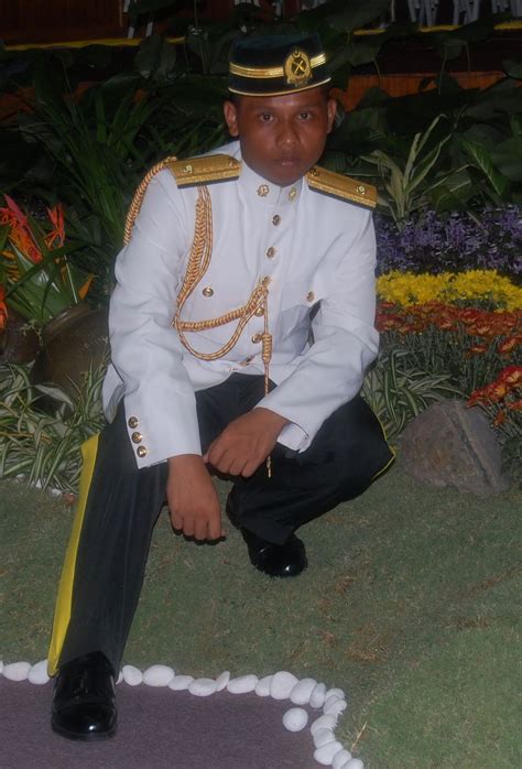 Maybe you would like to learn more about one of these? Bila Puyuh berbunyi...: Ku digelar sebagai Leftenan Muda