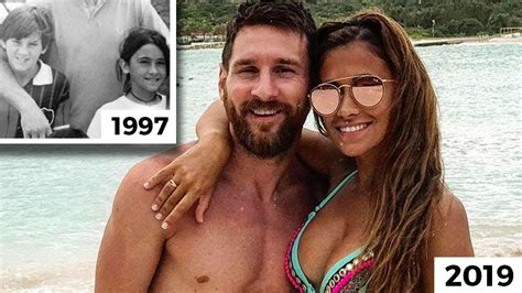 Lionel messi's wife antonella roccuzzo is an argentinian model. Lionel Messi Çocukluk Arkadaşı Antonella Roccuzzo'yu Nasıl ...