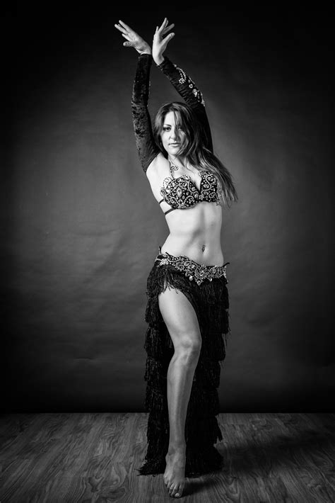 Egyptain belly dance ( abo iskandar). 4 Benefits of Hiring a Special Brazilian Belly Dancer