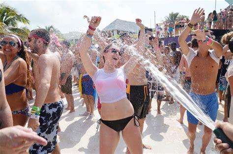 With this, they tend to stay up in. Spring Break 2019 Dates for U.S. Colleges