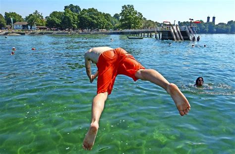 Lake constance refers to three bodies of water on the rhine at the northern foot of the alps: Das „schwäbische Meer": Warum heißt der Bodensee ...