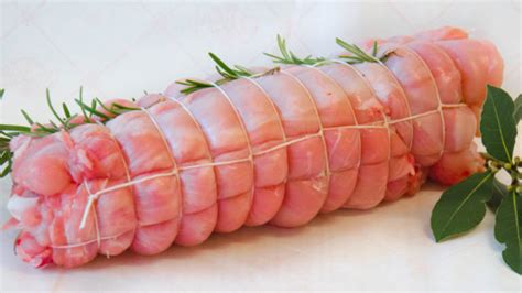 Bild von contesto alimentare, turin: Rolata farcita di coniglio nostrano - Macelleria Gola 1907