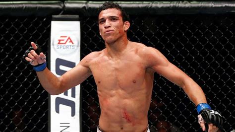 The toyota center in houston, texas, will play host to the latest michael chandler will take on charles oliveira in the main event for the vacant lightweight title. TUF 20 Finale: Charles Oliveira vs Jeremy Stephens Full ...