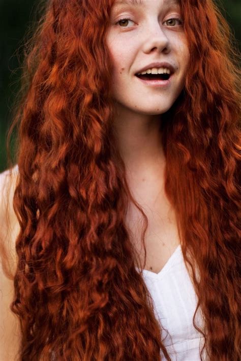 It is most common in individuals homozygous for a recessive allele on chromosome 16 that produces an altered version of the mc1r protein. wavy red hair | Curly Red Hair | Pinterest | Red Hair, Red ...