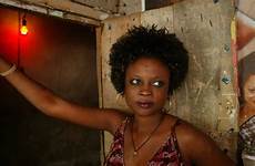 lagos hiv slums prostitutes prostitute nigerian aids infected thousands brothels harrowing slum mirror bambine ashawo tens survive