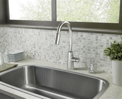 Some favorite features include moen's spot resist finish, reflex retractable hose, duralock quick connect system, and boost power technology. Moen 87066 Kitchen Faucet - Build.com