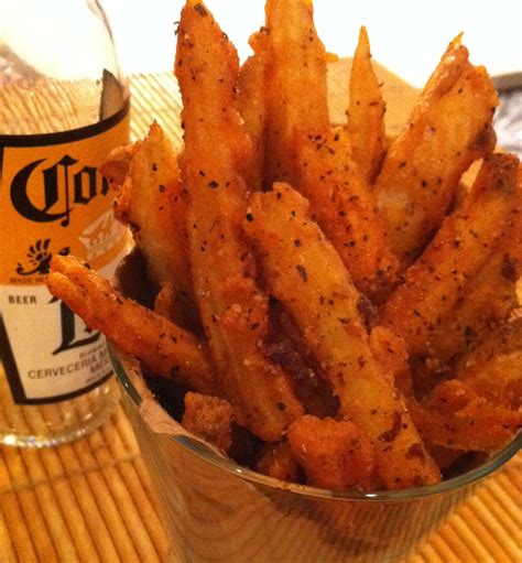 For a baked version, i'd coat the fries in the peanut oil and then about 3/4 the cajun seasoning blend. Cajun fries | Food, Gourmet recipes, Recipes