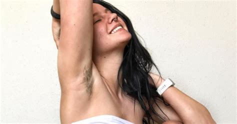 Whatever you decide to do with your own body is completely your armpit hair does serve many purposes. Blogger's Armpit Hair Shows The Beauty In Not Being ...