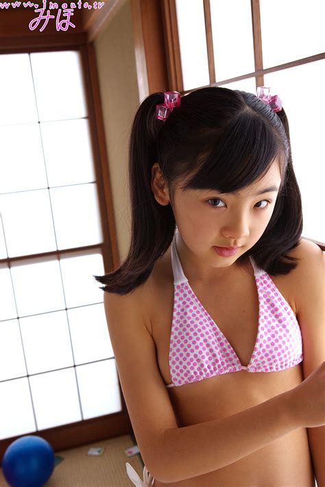 Miho kaneko is on mixcloud. gravure promotion pictures, Kaneko Miho (金子美穗 ...