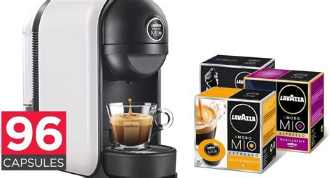 Their sleek looks, which are otherwise not found in other such machines, add to the beauty of the modern kitchen. Lavazza Minu Coffee Machine + 96 Capsules + 32 Capsules ...