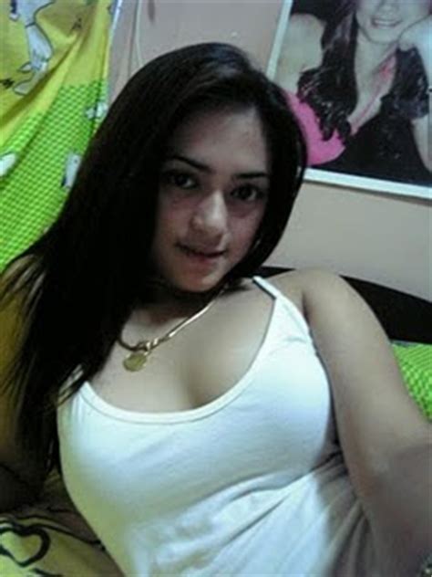 Tante stw toge bulet mengkel. Sexy Picture Girl Actress: Tante Kesepian ML