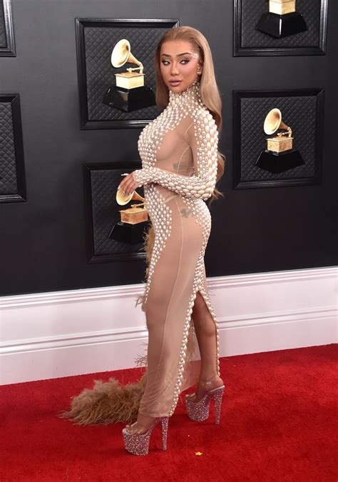 The objective of the 2021 grammys was not just to get it right, to navigate the tricky business of the pandemic awards show with grace, or to as much as it's possible to read intent into the actions of the grammy voting pool — and honestly, who ever knows — sunday's ceremony felt like a sharp turn in. Nikita Dragun - GRAMMY Awards 2020