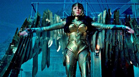 The trailer revealed a more extensive look at the film's two villains, barbara ann minerva. Wonder Woman 1984 : un nouveau trailer dévoilant la ...