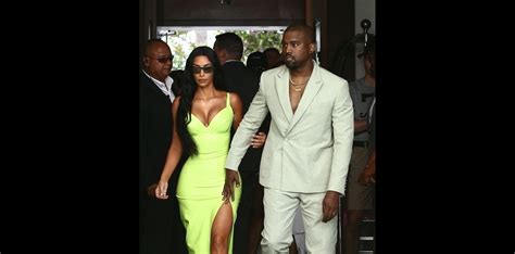 Kanye omari west (born june 8, 1977) is an american rapper, singer, songwriter, record producer, entrepreneur and fashion designer. Kim Kardashian et Kanye West, le divorce a commencé : Qui ...