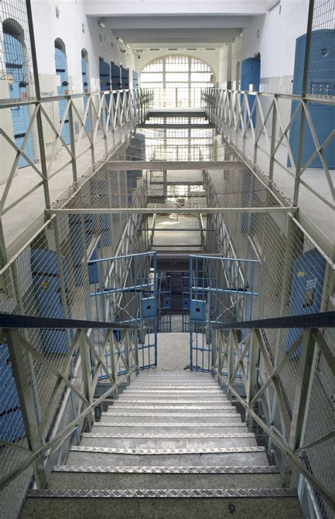 We did not find results for: Prisons : Le secret médical mis à mal - Actusoins