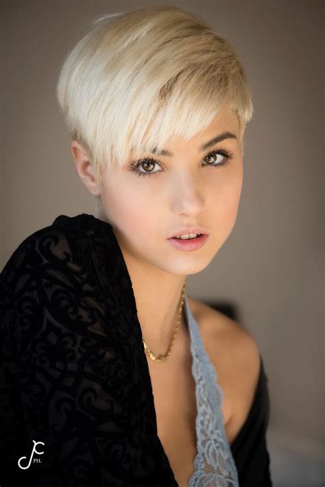 06:10 hot short haired blonde. Girls with short hair porn Pornstarglore - Benbartlettca