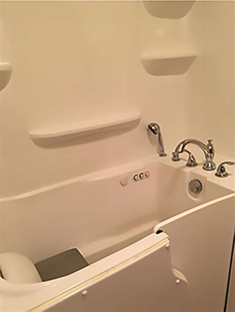 Walk handicap accessible bathtubs spencer iowa. Handicapped-Accessible Bathtubs - ATW Construction