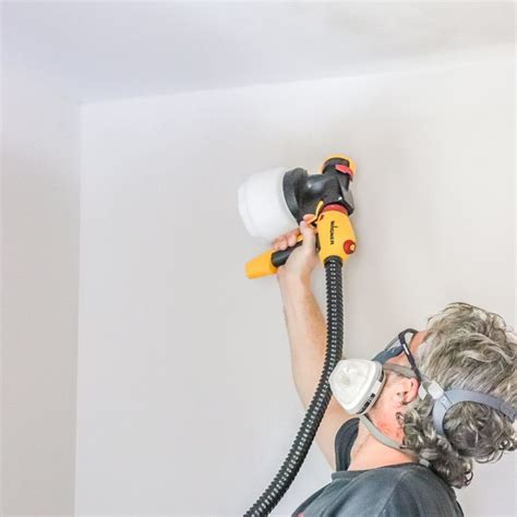 Say goodbye to that outdated eyesore and learn how to remove popcorn ceilings in 5 simple steps. How to Remove Popcorn Ceilings for Repainting | Wagner ...