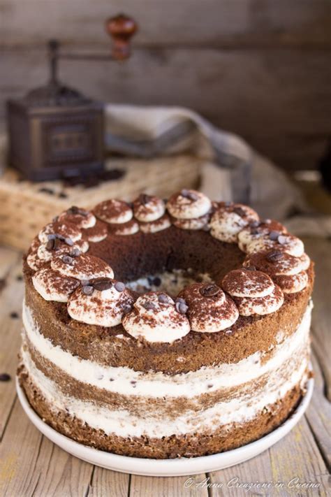 Today is tiramisu chiffon cake, chocolate ice cream, chocolate donut,i ate chocolate pie.i ate them all but the screen was too darkcutting.i'm sorry.thank yo. CHIFFON CAKE AL TIRAMISÙ | Anna Creazioni in Cucina