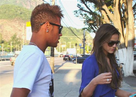 Bruna marquezine news, gossip, photos of bruna marquezine, biography, bruna marquezine boyfriend list 2016. Neymar and Bruna marquezine best desktop backgrounds ...