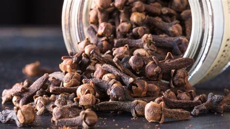 7 Benefits Of Including Cloves In Your Daily Diet You Should Know About