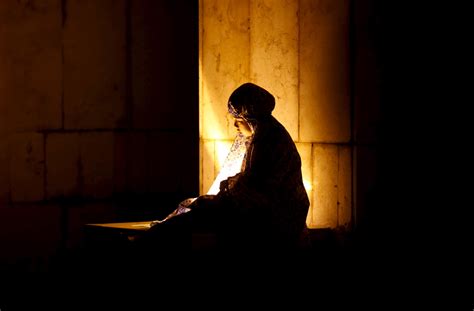 Berkata, rasulullah saw telah membaca kedua surah ini (qul ya ayyuhal kafiruun dan qul huwallahu ahad) dalam solat sunat fajar. Solat Taubat, Ni Cara Paling Mudah Nak Buat & Boleh ...