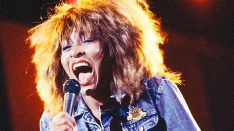 Jede großmutter war auch mal jung. Tina Turner - The Best - Biography