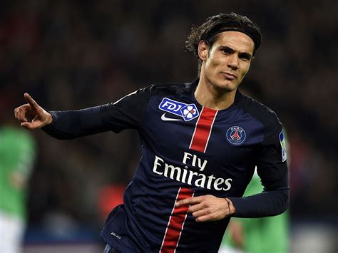 Currently in great form, with 8 goals in his last 8 appearances in all competitions. Foot : Edinson Cavani prolonge au Paris Saint-Germain | VL ...
