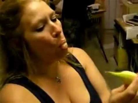 Teen blonde alina west deepthroats and swallows. Woman .. enter two full Banana in the to last her throat ...