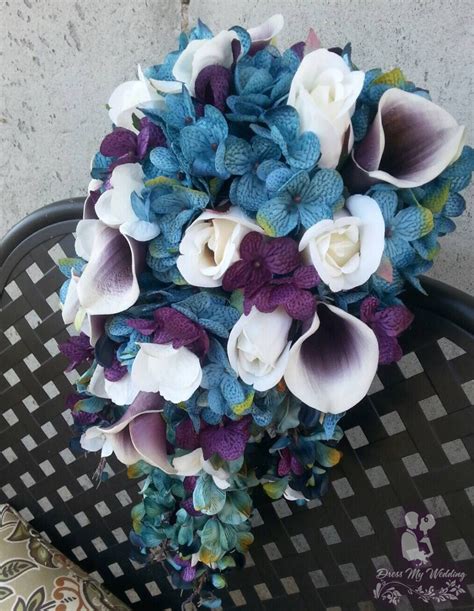 Teardrop wedding bouquet, beautiful calla lillies. Dress My Wedding - Teal and plum cascading bouquet