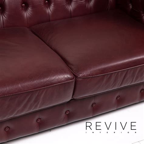 Auch in einer zigarrenlounge bietet ein chesterfield sofa bestes ambiente für gemütliche stunden. Chesterfield Leder Sofa Bordeaux Rot Zweisitzer Vintage ...