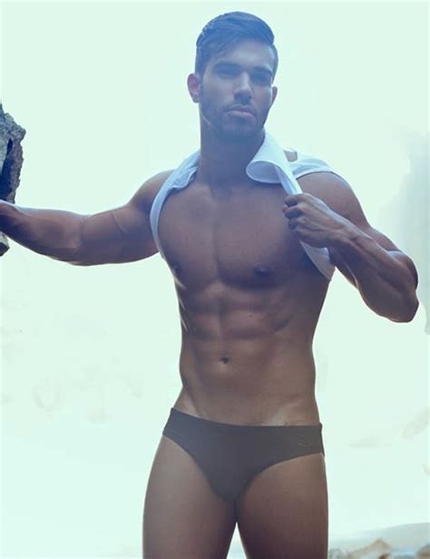 Check out his latest detailed stats including goals, assists, strengths & weaknesses and match ratings. Darian Alvarez Heads To The Beach For Lash Magazine | Man ...