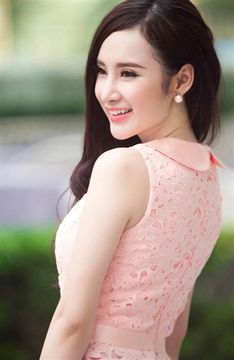 Phương trinh jolie nói sau khi đính hôn, cả hai sống chung tại tp hcm để tiện chăm sóc cho nhau. Phương Trinh Sinh Năm Bao Nhiêu, Tình Mới Của Ca Sĩ ...