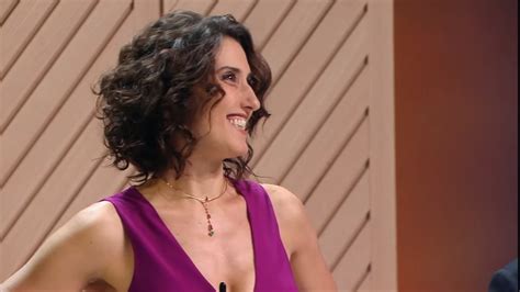 Paola carosella deixou a band. Cabelo de Paola Carosella na final do MasterChef vira assunto por motivo inusitado - Boa Informação