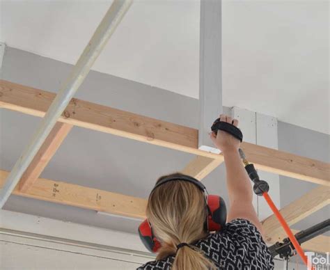 No longer will you have to throw stuff up onto the top shelf of your garage, never to. Garage Overhead Storage Diy Wood - 20 Diy Garage Shelving ...