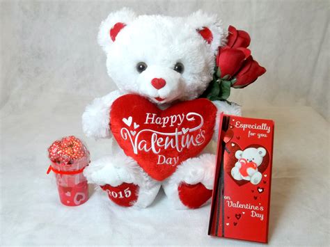 Now, you can send valentine's gifts to delhi in just few clicks, and that too from the comfort of your home/office, with the help of excellent delivery services of igp.com. Portland Valentine's Day Gift Delivery | Delivery gifts ...