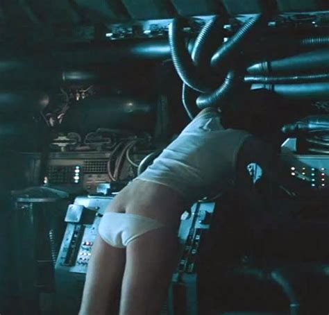 Sigourney weaver is an american actor, playwright, and producer who first began acting in plays in the early 1970s. 12 best images about Better Bras at the Movies on ...