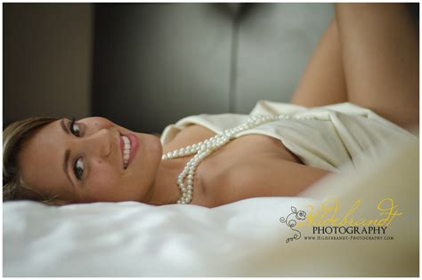 Intimate is defined as someone who is very close to you. Hildebrandt Photography: Emily's Intimates \\ Richmond ...