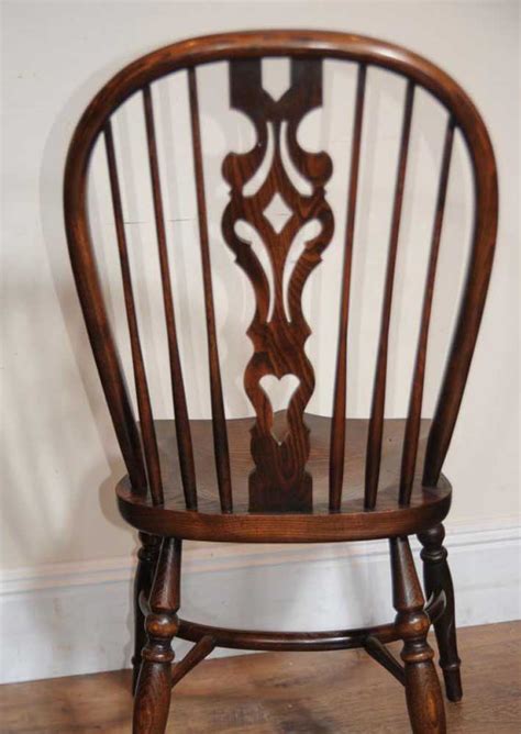 Still today they look great as part of various interiors schemes we also specialise in farmhouse dining sets so we can match up windsor chairs to the large range of matching refectory tables we have. 10 Antique Windsor Kitchen Dining Chairs Set
