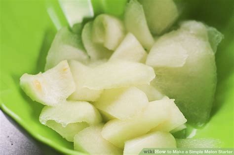 8 pile the melon, orange and grapefruit mixture onto the 4 melon shells so that there are equal amounts divided between the 4 melon shells. How to Make a Simple Melon Starter: 12 Steps (with Pictures)