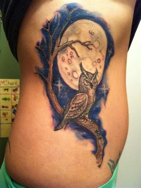 Um die kraft des mondes nutzen und deine wünsche zu manifestieren kannst du ein spirituelles ritual für neumond und vollmond für dich. 75 Mond Tattoos: Neumond, Vollmond und Mondsichel