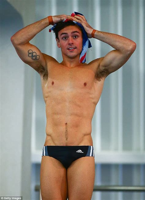 China won gold with 496.98 points and the united states won silver. Tom Daley shows off his incredible abs at British National ...