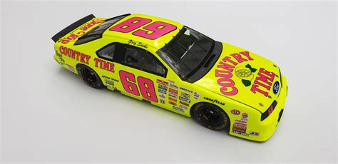 The national association for stock car auto racing (nascar) sanctioning body is a private organization led by brian fans at this year's daytona attended from 50 states and 39 countries all to see 43 cars run at speeds up to 200. Greg Sacks Country Time Thunderbird - NASCAR - Model Cars ...