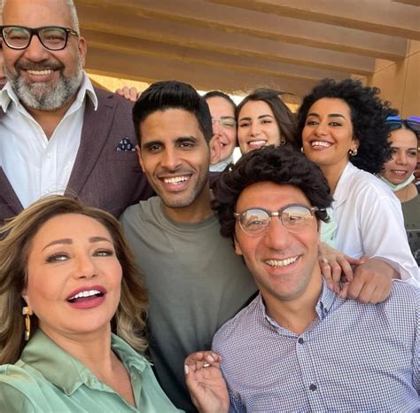 Sep 17, 2021 · فيلم ماما حامل تقع خلافات كوميدية بين الآباء والأبناء. ليلى علوي تنتهى من تصوير فيلم "ماما حامل" (صور) | الفن ...