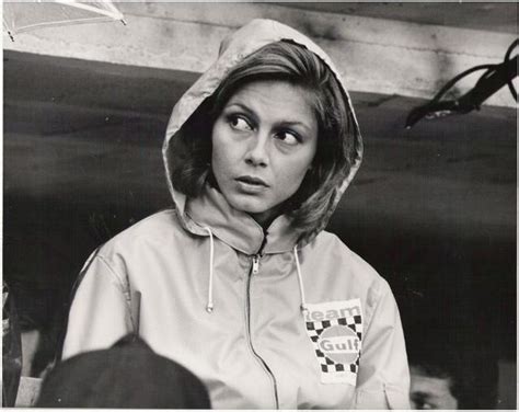 She appeared in her first american film, le mans in 1971. Fotoscenen: Le Mans med Steve McQueen från 1971