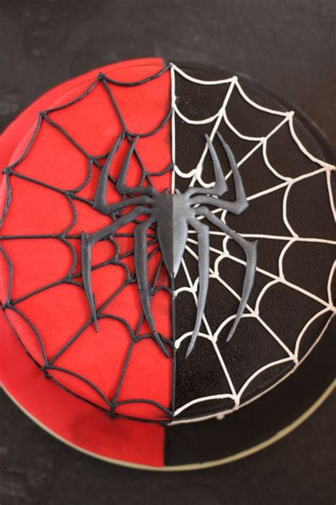 Maybe you would like to learn more about one of these? Spiderman - Torte | Spiderman kuchen, Torten für jungs ...