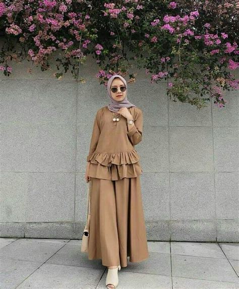 Ootd rok plisket putih hits kekinian ala selebgram. Bani stelan mocca 85rb (atasan+rok) mat baloteli (Dengan ...